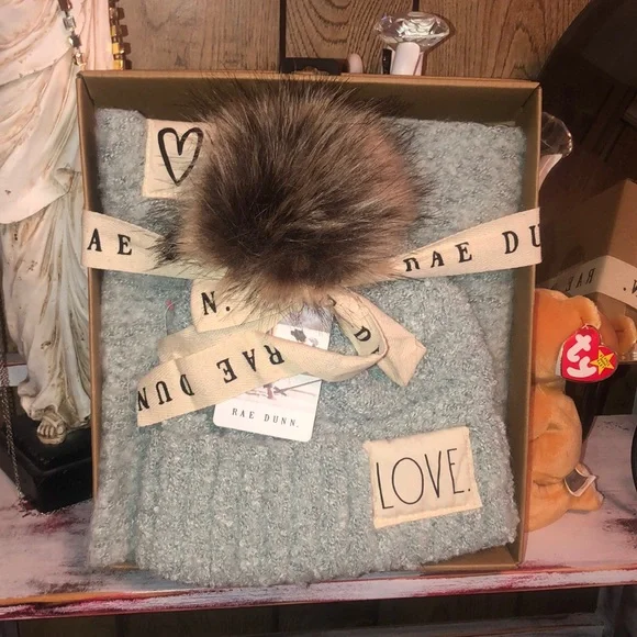 Rae Dunn | Accessories | New In The Box Rae Dunn Soft Fluffy 
